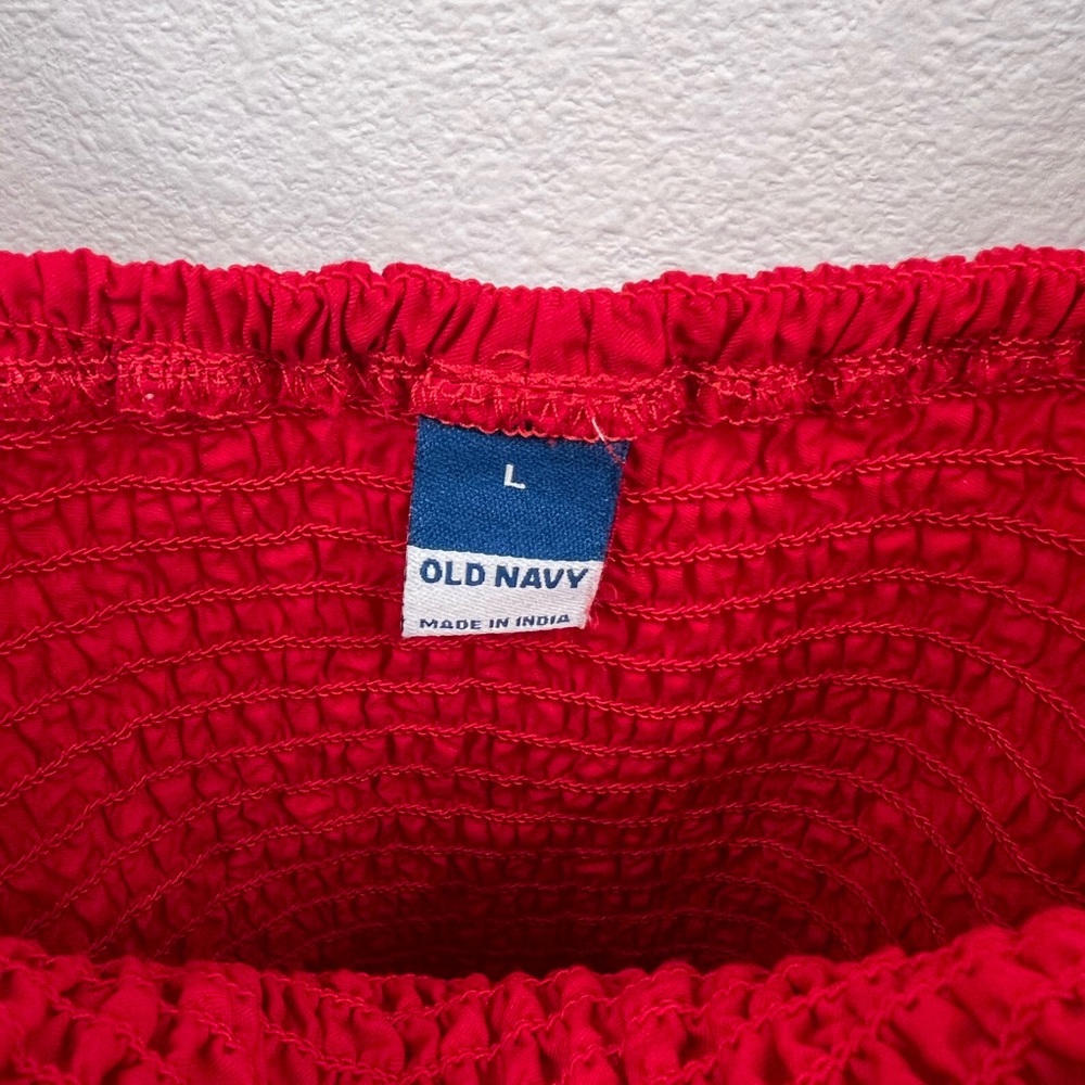 Fitted Ruffle-Trim Smocked Cropped Top - Picture 4 of 5